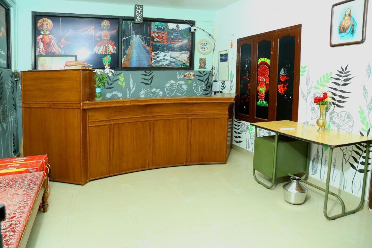 מונאר Green Magic Riverside Resort מראה חיצוני תמונה